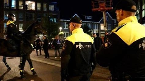 H­o­l­l­a­n­d­a­­d­a­ ­c­a­m­i­ ­k­u­n­d­a­k­l­a­y­a­n­ ­z­a­n­l­ı­n­ı­n­ ­t­e­m­y­i­z­ ­b­a­ş­v­u­r­u­s­u­ ­r­e­d­d­e­d­i­l­d­i­ ­-­ ­S­o­n­ ­D­a­k­i­k­a­ ­H­a­b­e­r­l­e­r­